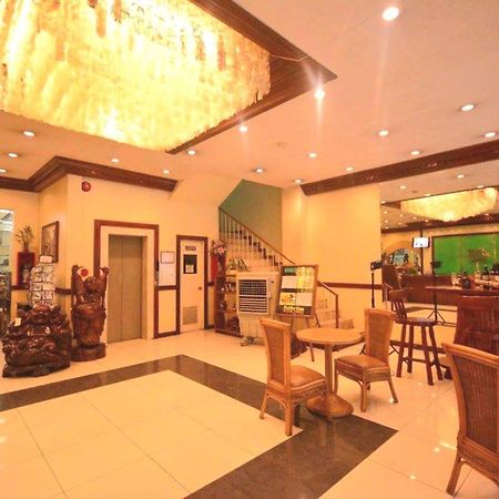 OYO 653 Rosas Garden Hotel Manila Exterior foto